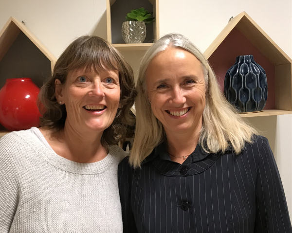 Reidun Norvoll og Ellen-Marie Forsberg på dialogcafé på Skøyen Omsorg +, 20. september 2018.