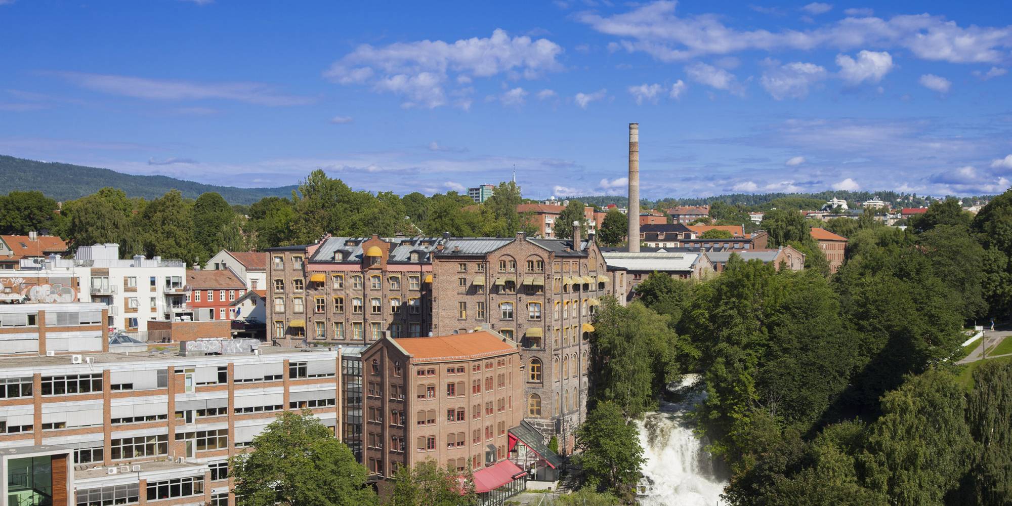 Oslo by air, Akers elva and surrounding buildings.