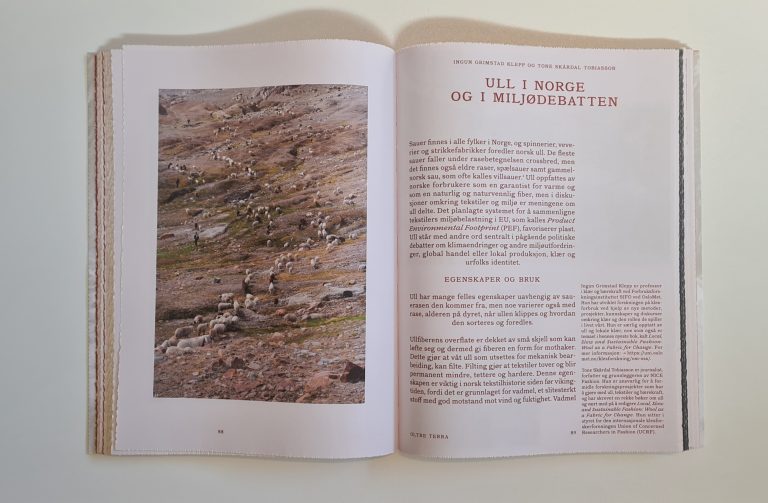 Oppslag fra artikkelen i katalogen.