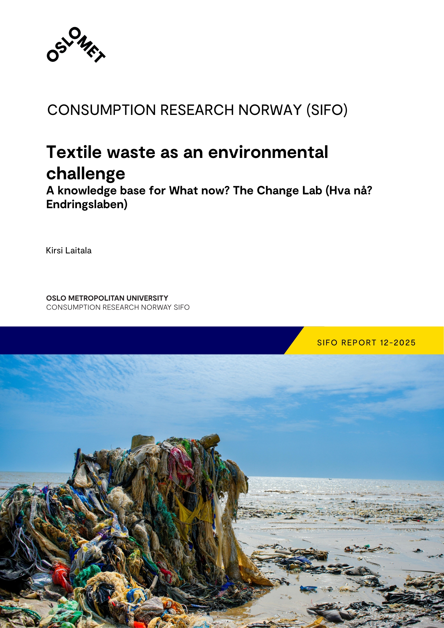 Forsiden av rapport som viser bilde av tekstlavfall på en strand i Sierra Leone