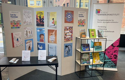Norsk barnebokinstitutt sin utstilling på konferansen